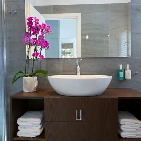 Off White Villas Villa Pondi